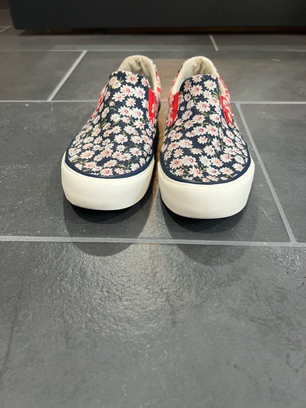 SeaVees Women’s Floral Slip-On Sneakers in Navy and Red - Picture 2 of 6